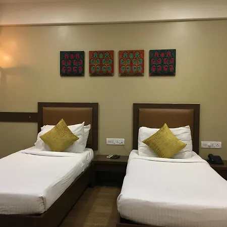 Hotel Amigo Mumbai Exterior photo