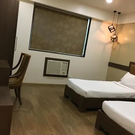 Hotel Amigo Mumbai Exterior photo